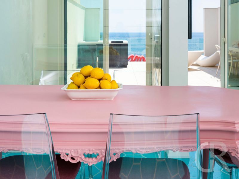ferienwohnung-peppina-rosa-esstisch.jpg