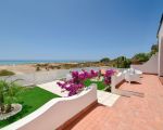 villa-amelia-blick-auf-den-strand.jpg