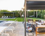 villa-bonita-pergola-und-sonnenliegen.jpg