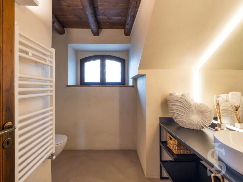 villa-continella-badezimmer.jpg