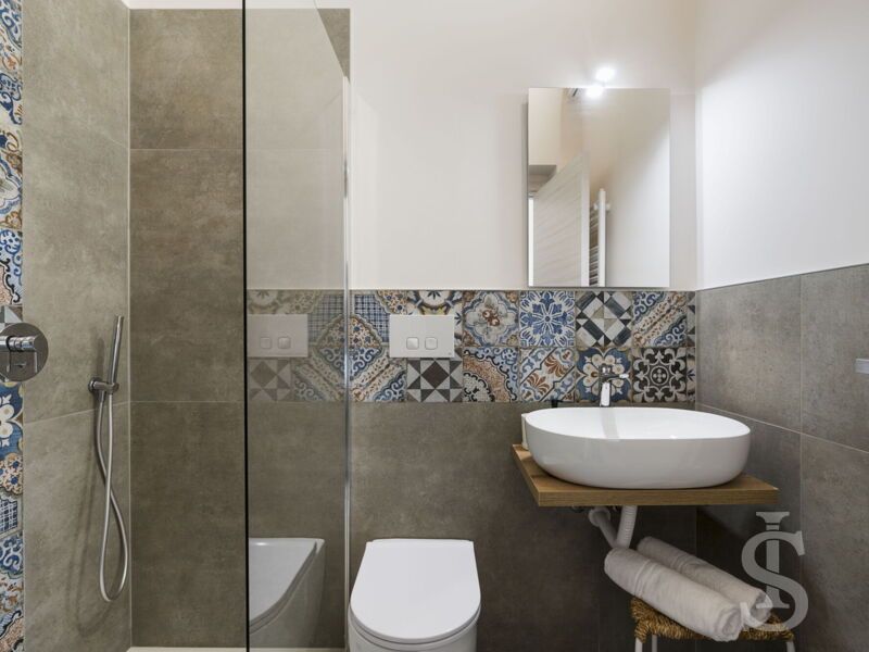 villa-dimora-bufalefi-badezimmer-mit-dusche-3.jpg