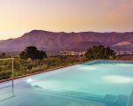 villa-etna-retreat-schwimmbad.jpg