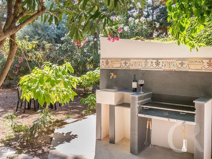 villa-la-forma-grill.jpg