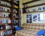 villa-laura-lesezimmer-mit-schlafcouch.JPG