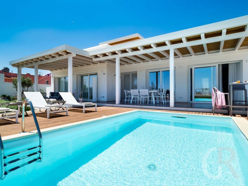 villa-palma-schwimmbad.jpg