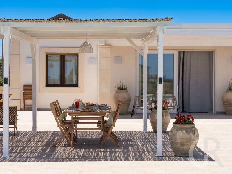 villa-paolina-sitzplatz-auf-der-terrasse.jpg