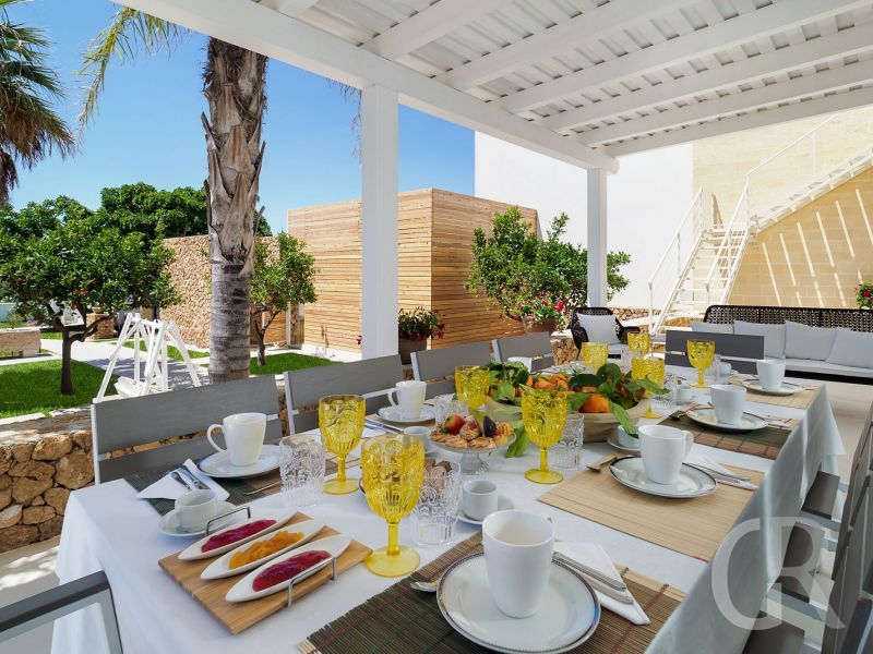 villa-pietra-del-sole-ueberdachte-terrasse.jpg