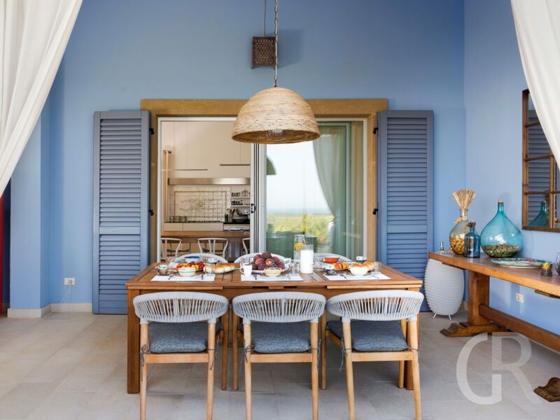 villa-pigna-blue-gedeckte-tafel.jpg