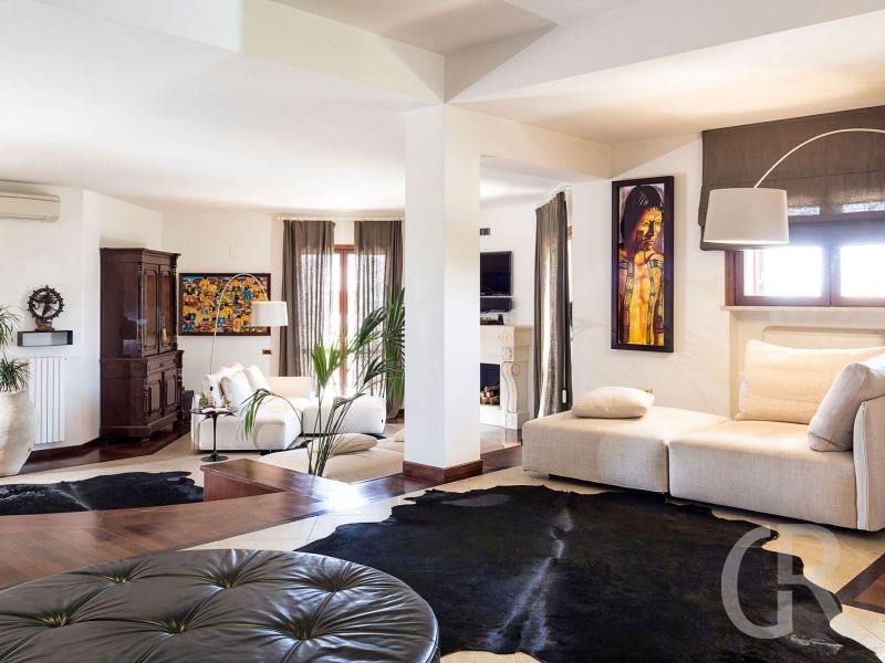 villa-profumo-grosses-wohnzimmer.jpg