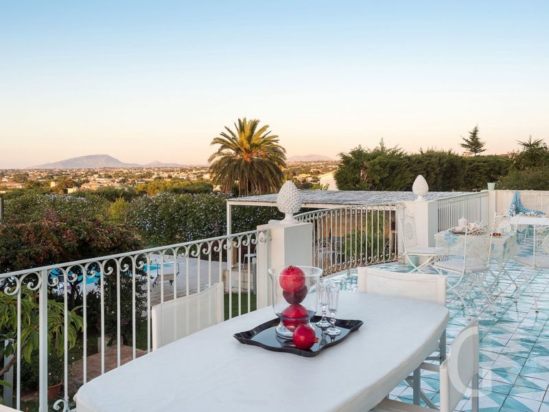 villa-ritrovato-toller-blick-von-der-terrasse.jpg