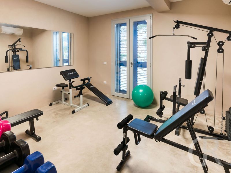 casa-degli-aranci-fitnessraum.jpg