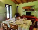 casa-limoni-gedeckter-esstisch.jpg