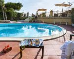 ferienhaus-carolina-schwimmbad-mit-terrasse.jpg