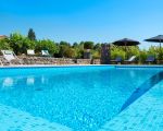 ferienhaus-la-rosa-terrasse-am-pool.jpg