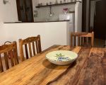 ferienhaus-levante-kueche-mit-esstisch.jpg
