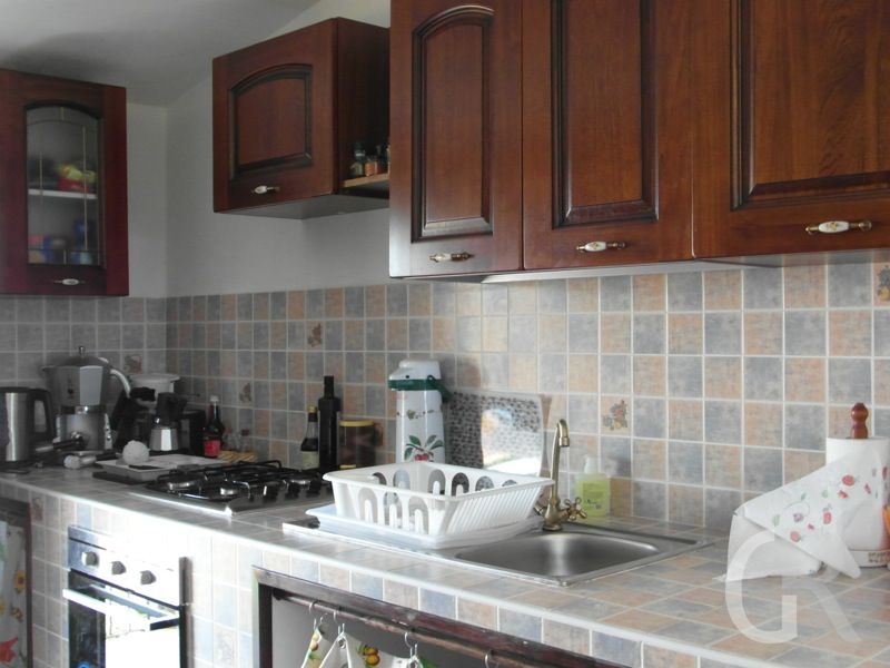 ferienwohnung-corrado-gut-ausgestattete-kueche.JPG