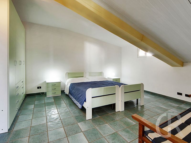ferienwohnung-dedalo-grosses-schlafzimmer.jpg