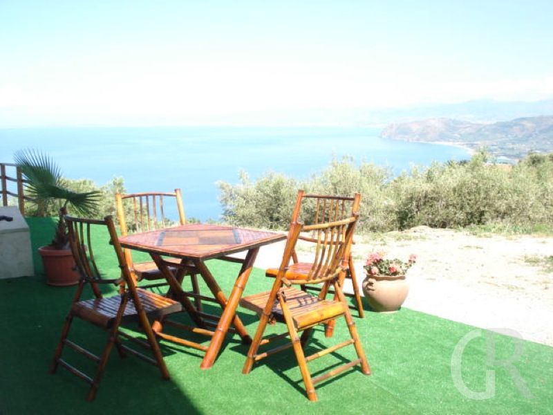 ferienwohnung-ina-traumhafte-terrasse.JPG