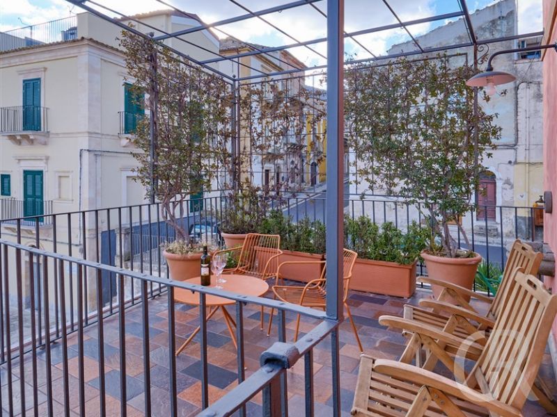 ferienwohnung-sette-capelli-auf-dem-balkon.jpg