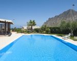 pool-und-monte-cofano.jpg