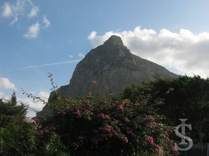 san-vito-lo-capo-blick-auf-die-felsen.JPG
