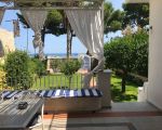 terrasse-mit-sitzbank.jpg