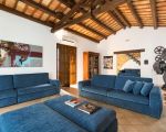 villa-ager-costa-blaues-wohnzimmer.jpg