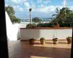 villa-al-mare-blick-auf-das-meer-und-den-strand-vor-dem-haus.JPG