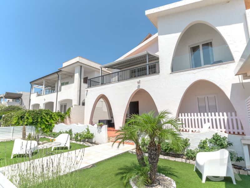 villa-amelia-blick-vom-strand.jpg