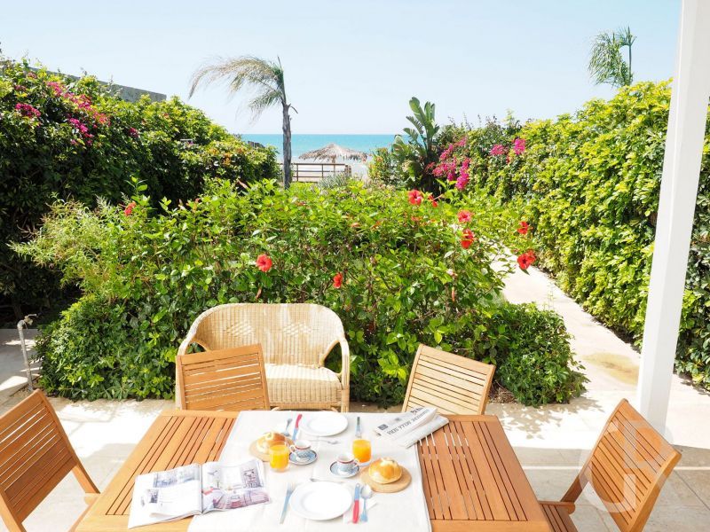villa-ariel-terrasse-zum-meer.jpg