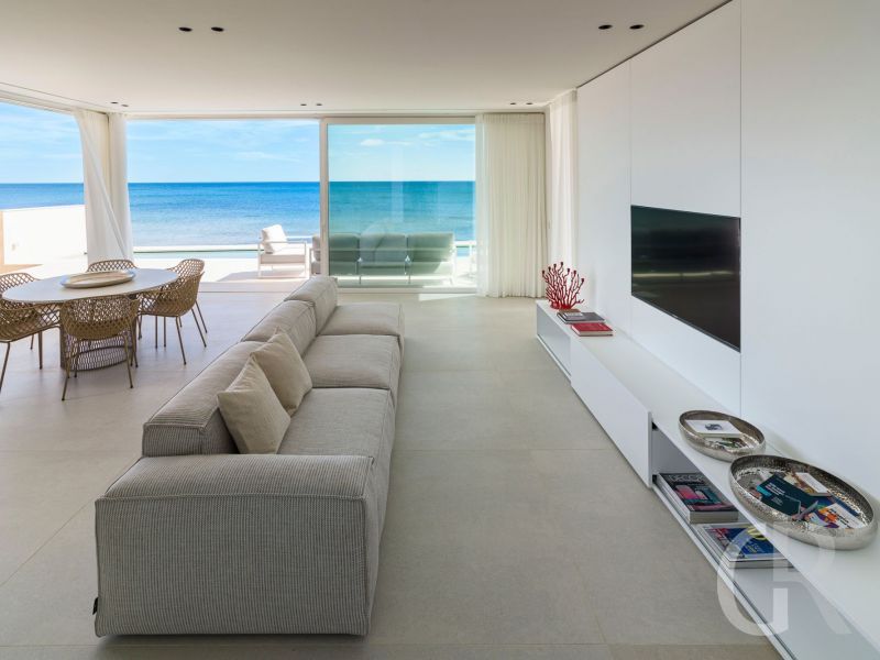 villa-bedda-matri-sofa-und-tv.jpg