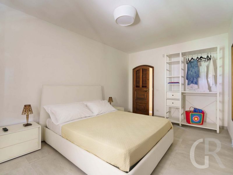 villa-blue-moon-schlafraum-mit-doppelbett.jpg