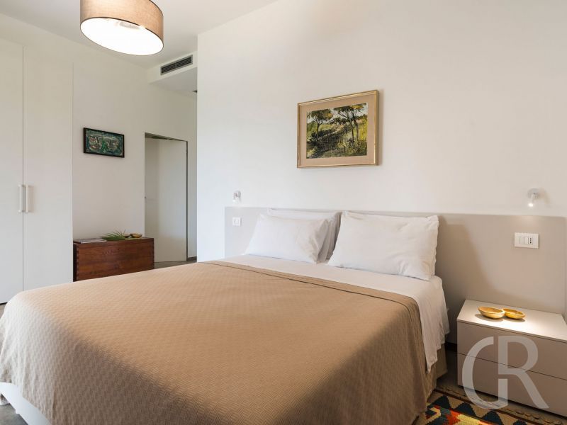 villa-cavale-gemuetliches-doppelbett.jpg