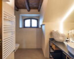 villa-continella-badezimmer.jpg