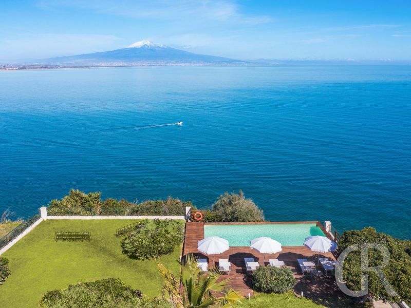 villa-coralia-blick-auf-das-meer.jpg
