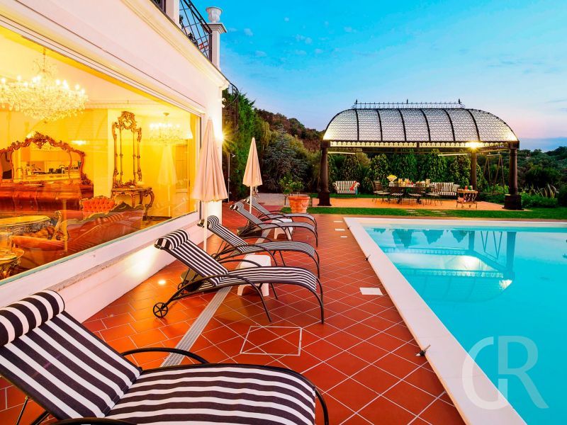 villa-estella-sonnenliegen.jpg