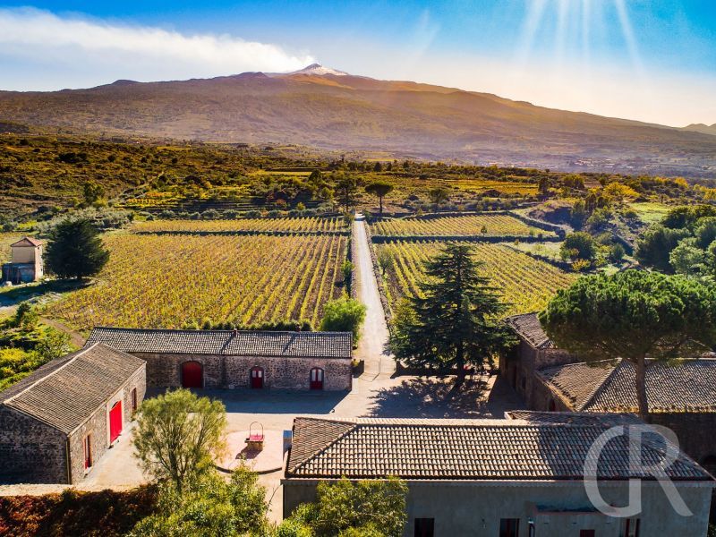 villa-etna-retreat-umgebung.jpg