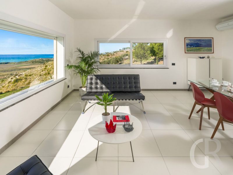 villa-giglio-di-mare-essbereich-mit-blick.jpg