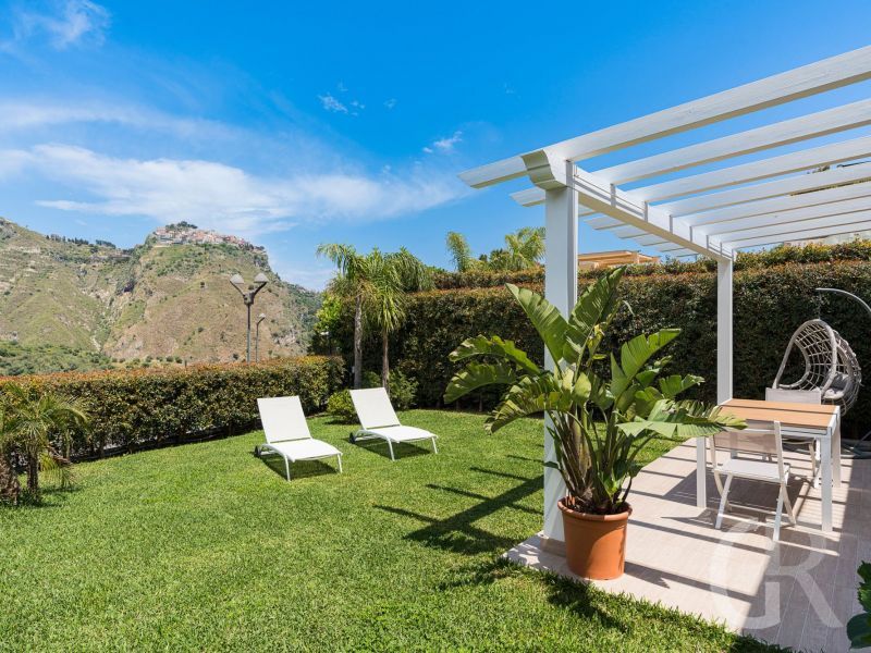 villa-giutitta-terrasse.jpg