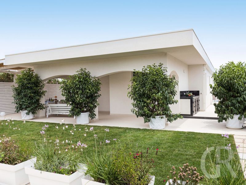 villa-hermes-blick-auf-das-ferienhaus.jpg