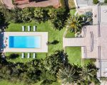 villa-la-belle-pool-von-oben.jpg