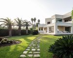 villa-la-plage-blick-auf-das-ferienhaus.jpg