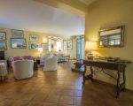 villa-laura-gemuetliches-wohnzimmer.jpg