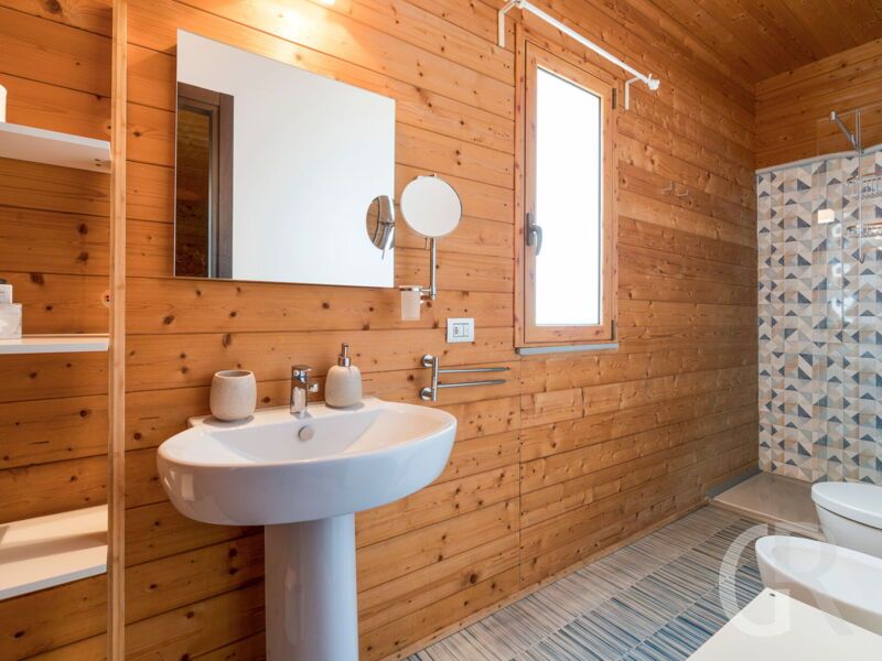 villa-luna-badezimmer.jpg