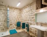villa-luna-dusche.jpg