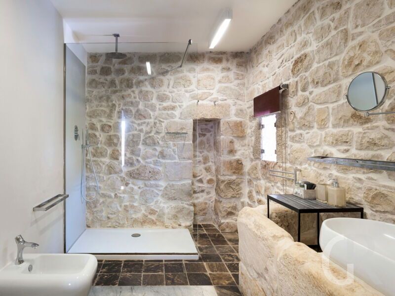 villa-luna-schlafzimmer-und-bad.jpg