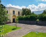 villa-nerello-blick-auf-das-haus.jpg