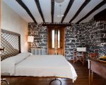 villa-palmento-monterosso-doppelbett.jpg