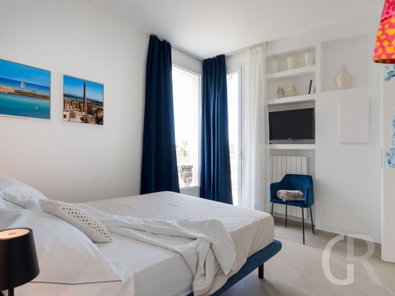villa-paradisus-bett-im-schlafbereich.jpg