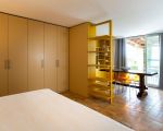 villa-pigna-blue-kleiderschrank.jpg